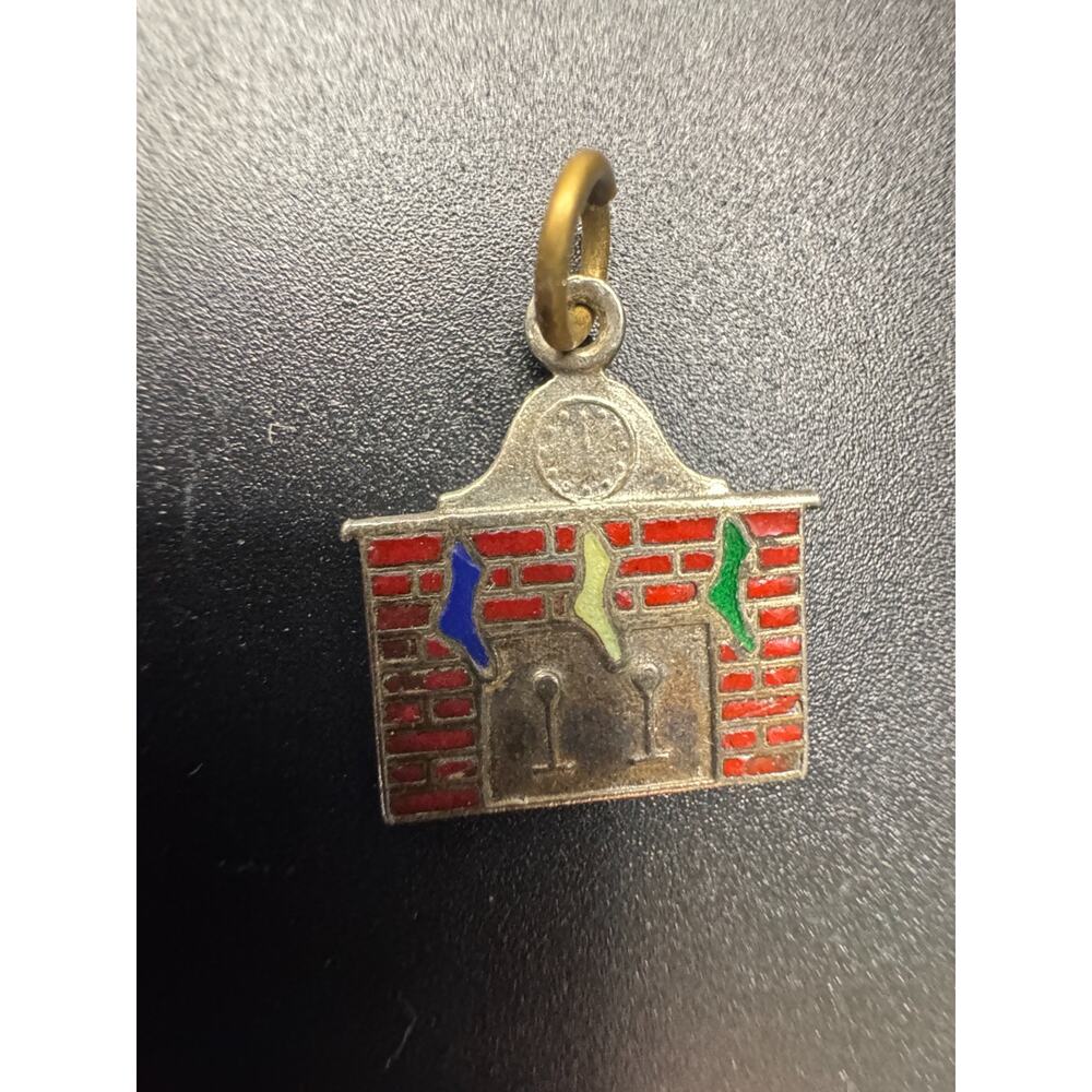 Vtg Fisher Sterling Silver 925 FIREPLACE WITH STOCKINGS Enamel Charm Pendant